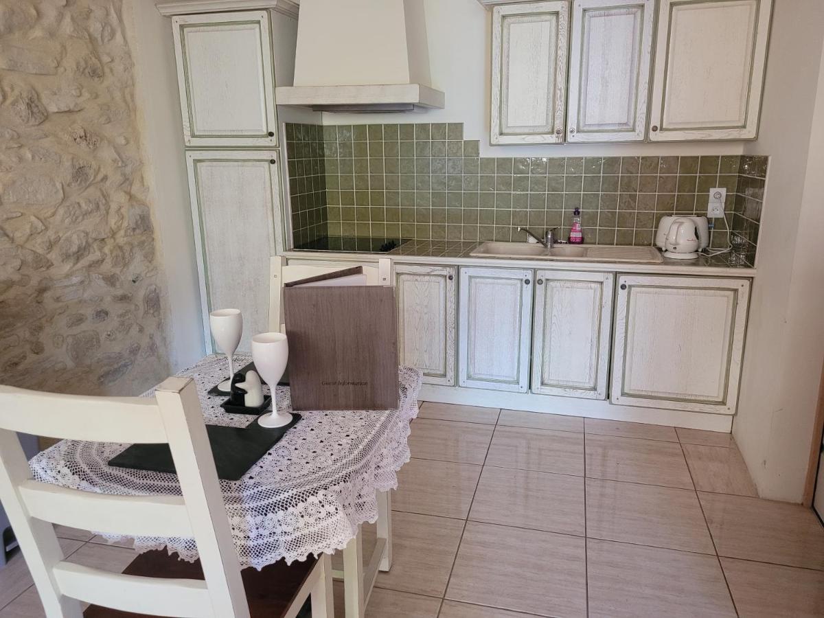 Appartamento Le Studio Azille Esterno foto